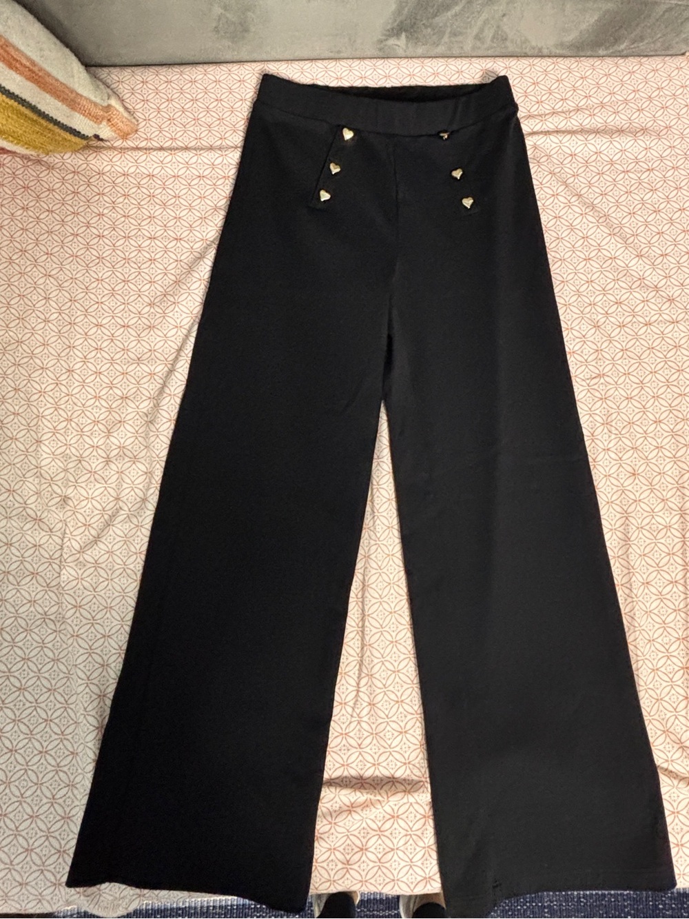 Old Navy Kids Black Wide Leg Pants w/ Gold Heart Buttons Fits like woman Size 2